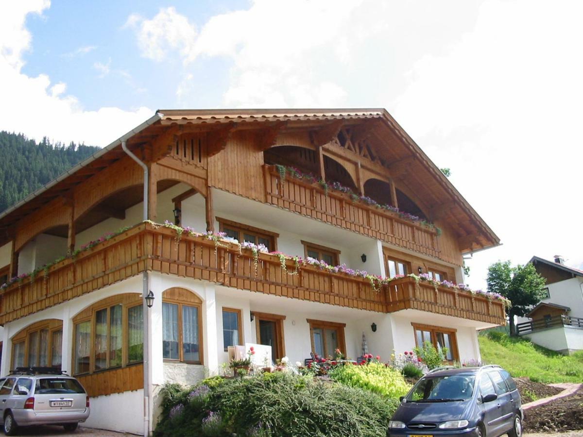 Haus Goldeck Daire Lermoos Dış mekan fotoğraf